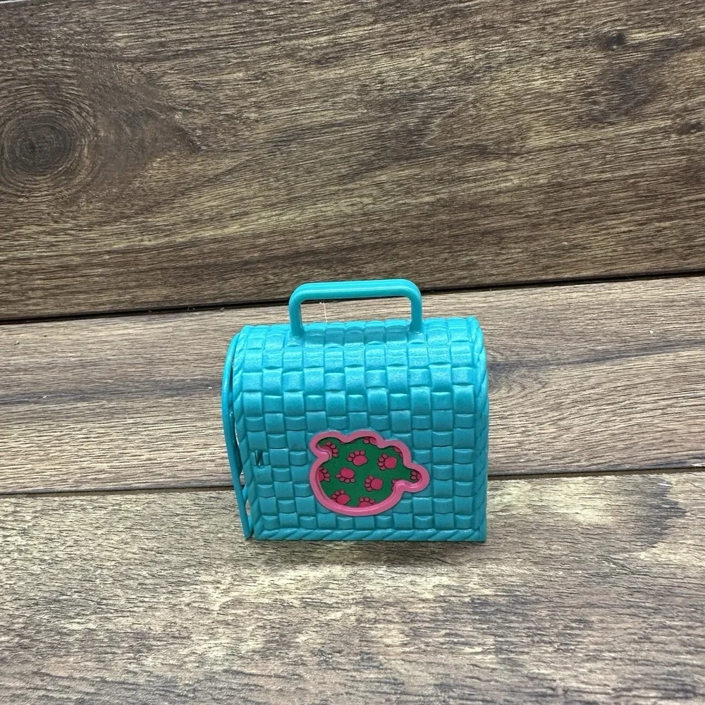 Vintage Littlest Pet Shop 1993 Ready To Go Pets Cozy Carrier Teal And Pink Paw